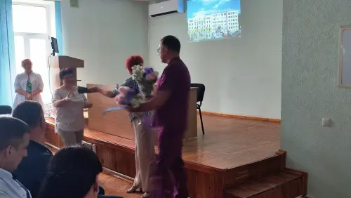 Вручення грамот і подяк співробітникам Інституту