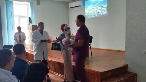 Вручення грамот і подяк співробітникам Інституту