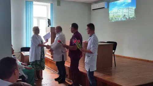Вручення грамот і подяк співробітникам Інституту