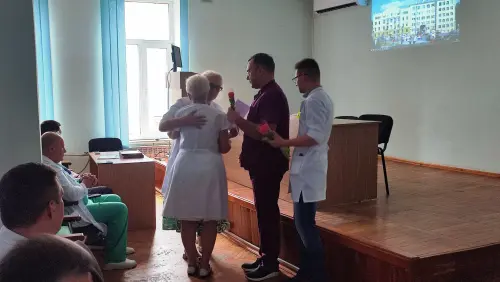 Вручення грамот і подяк співробітникам Інституту